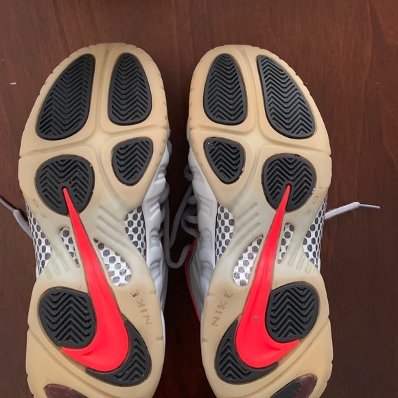 Yeezy Foams - Picture 5 of 5